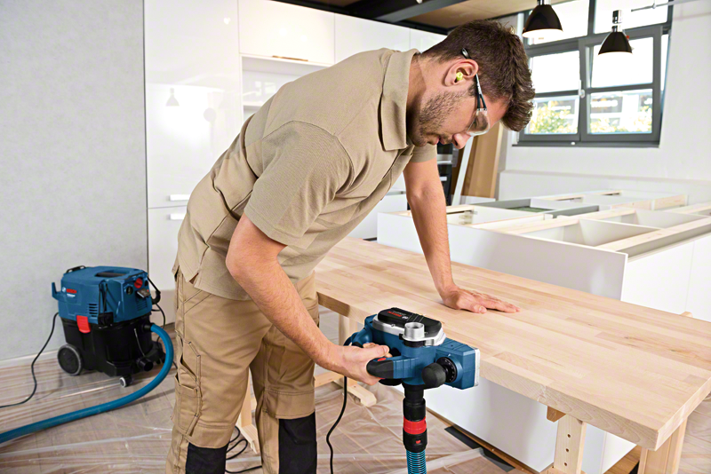 Bosch Professional GHO 26-82 D Planya