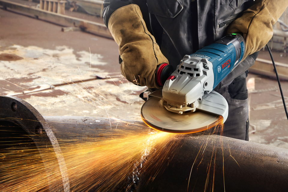 Bosch Professional GWS 30-230 PB Taşlama Makinesi