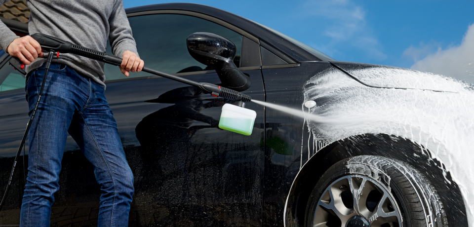 BOSCH EASY AQUATAK 120 Yüksek Basınçlı Yıkama Makinesi (0 600 8A7 901)