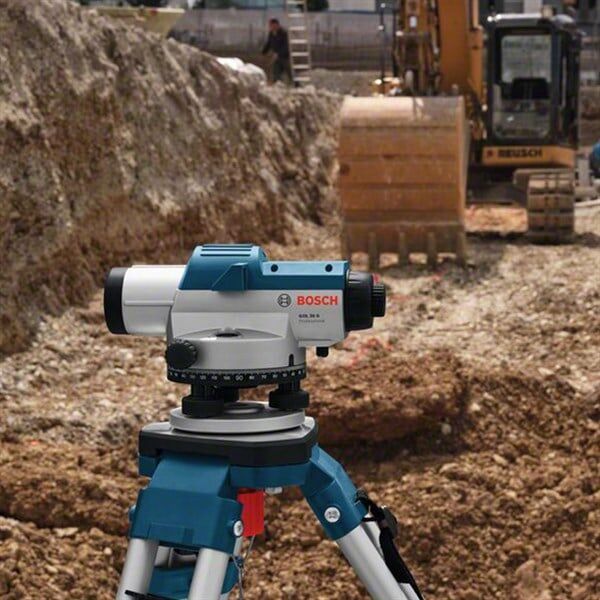 BOSCH Professional GOL 26 D+BT 160 Tripod+GR 500 Mira (100 Metre) Optik Nivelman - 0601068002