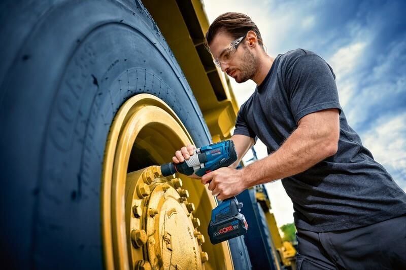 BOSCH GDS 18V-1600 HC Akülü Darbeli Somun Sıkma (Akü Dahil Değildir.) (0 601 9M1 000)