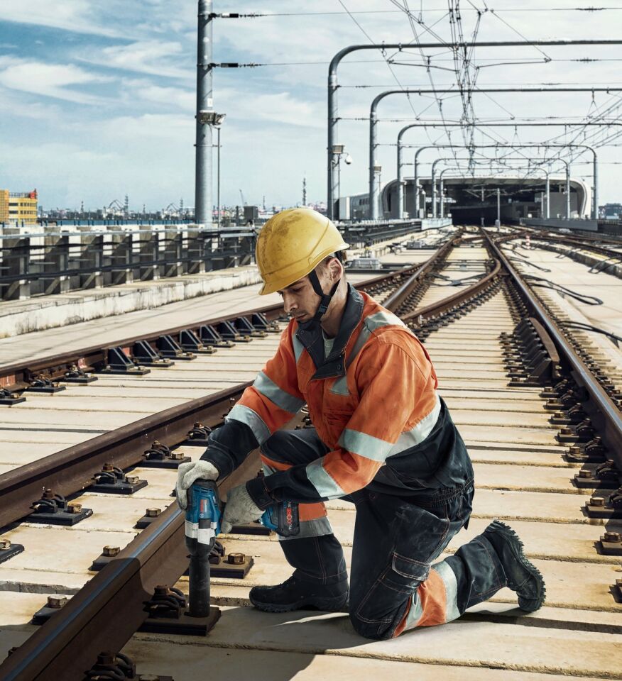 BOSCH GDS 18V-1000 Akülü Somun Sıkma (Akü Dahil Değildir.) (0 601 9J8 300)