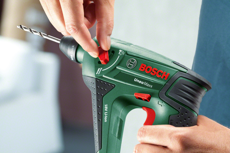 BOSCH UNEO MAXX Akülü Kırıcı Delici (0 603 952 30F)