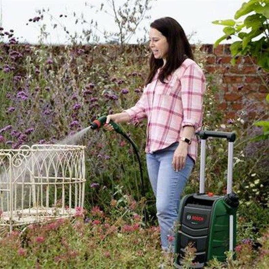 Bosch Fontus 18V Gen2 Akülü Dış Mekan Yıkama Makinesi - 06008B6101
