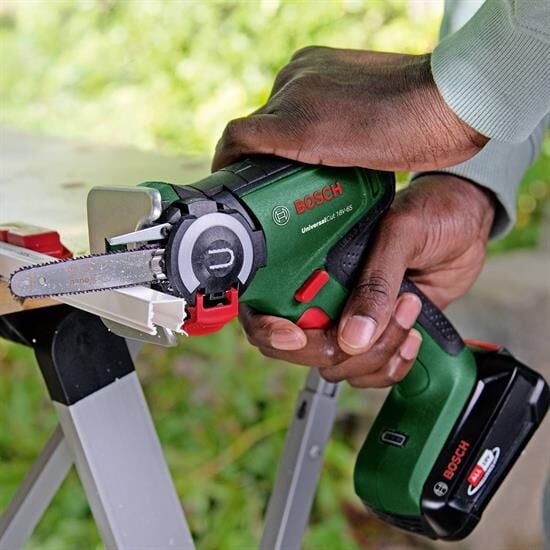 Bosch Universalcut 18V-65Tek Akü Dekupaj Testere - 06033D5202