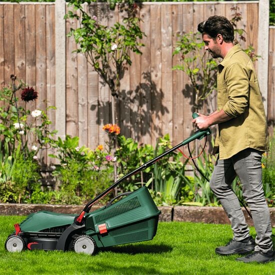 Bosch Universalrotak 37-555 Çim Biçme Makinesi 1400 W + Evakat 3*2,5 Uzatma Kablosu 40Mt