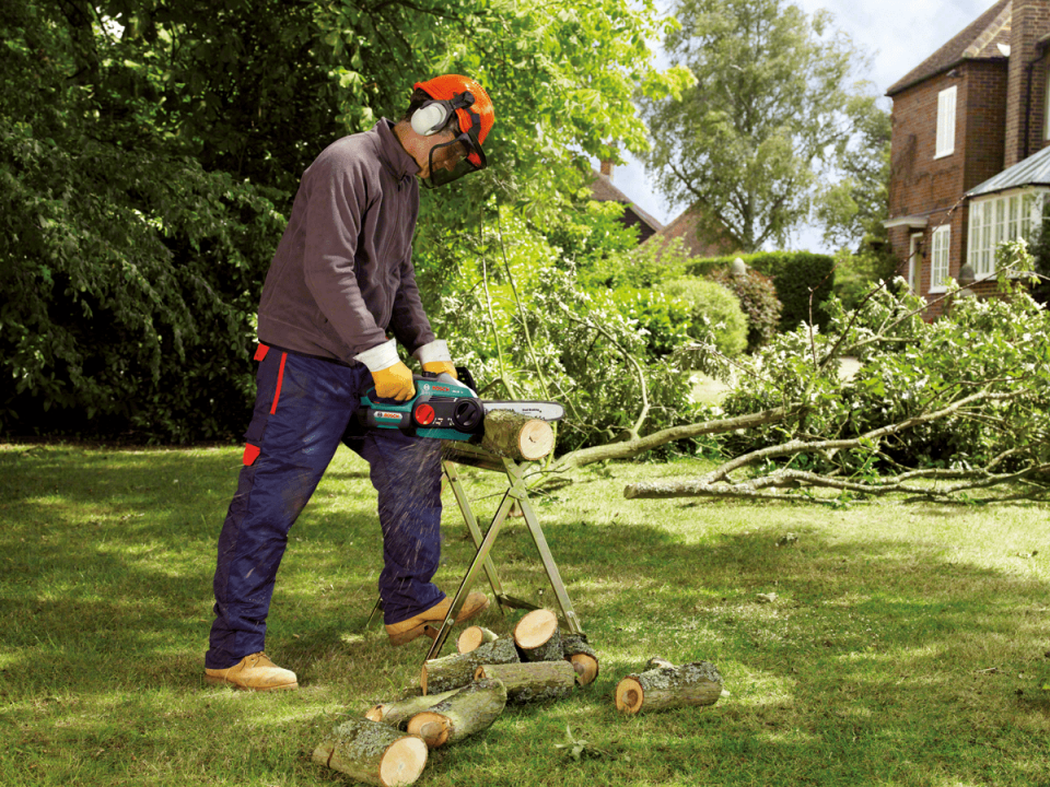 Bosch AKE 30 LI Zincirli Ağaç Kesme Makinesi