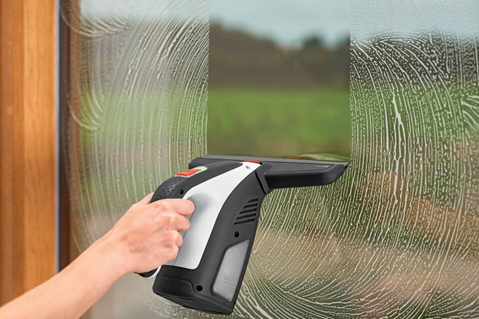 Bosch EasyGlassVac Akülü Cam Temizleme Makinesi